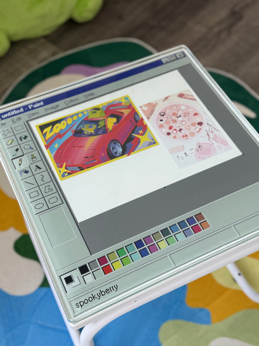 MICROSOFT PAINT PHOTO TABLE