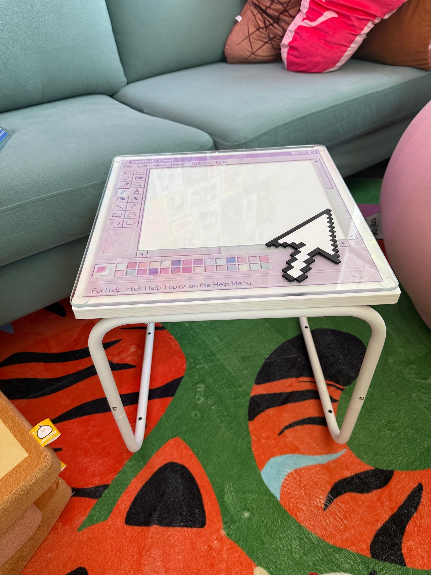 MICROSOFT PAINT PHOTO TABLE